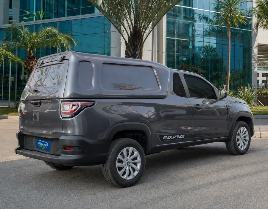 Lateral Fechada – Capota de Fibra Fiat Strada 2020/21 Cabine Dupla - Freedom / Endurance