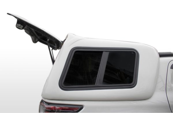 Janelas de Correr com Tela de Proteção – Capota de Fibra Fiat Strada 2020/21 Cabine Dupla